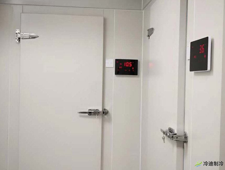 小型冷庫工程---松江采風(fēng)廣場冷凍庫安裝(圖1) 小型冷庫工程---松江采風(fēng)廣場冷凍庫安裝(圖1)